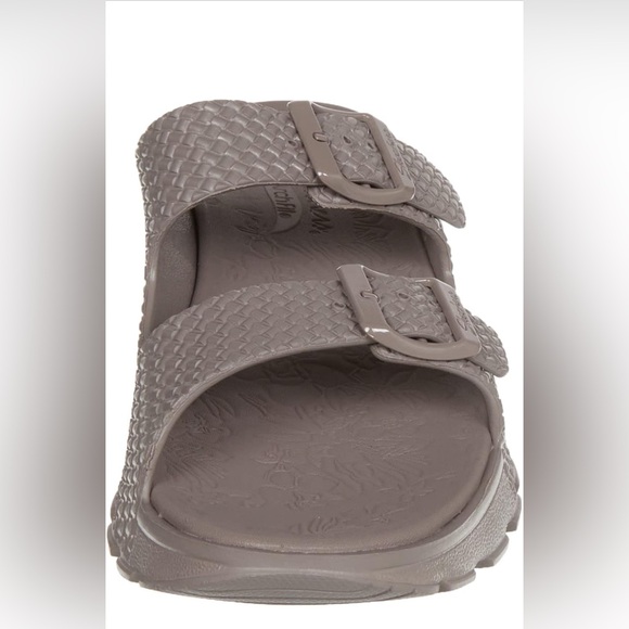 SOLD - Picture 6 of 7